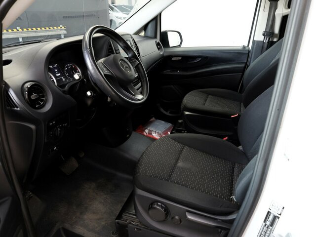 MERCEDES-BENZ Vito 114 TourerPro,Extralang,8Sitzer,Automatik - Микробус, Пътнически бус: снимка 2 MERCEDES-BENZ Vito 114 TourerPro,Extralang,8Sitzer,Automatik - Микробус, Пътнически бус: снимка 2