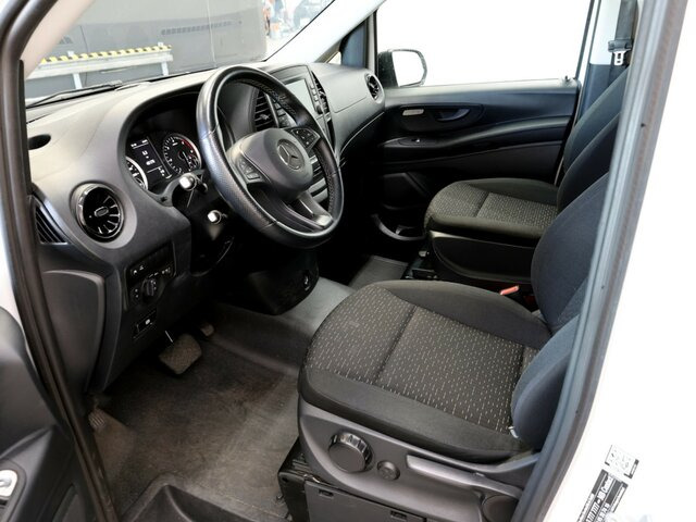 MERCEDES-BENZ Vito 114 TourerPro,Extralang,8Sitzer,Automatik... - Микробус, Пътнически бус: снимка 2 MERCEDES-BENZ Vito 114 TourerPro,Extralang,8Sitzer,Automatik... - Микробус, Пътнически бус: снимка 2