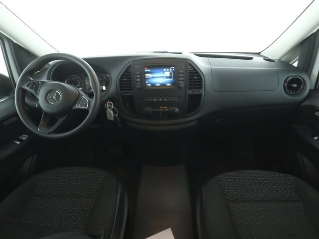 MERCEDES-BENZ Vito 114 TourerPro,Extralang,8Sitzer,Automatik... - Микробус, Пътнически бус: снимка 2 MERCEDES-BENZ Vito 114 TourerPro,Extralang,8Sitzer,Automatik... - Микробус, Пътнически бус: снимка 2