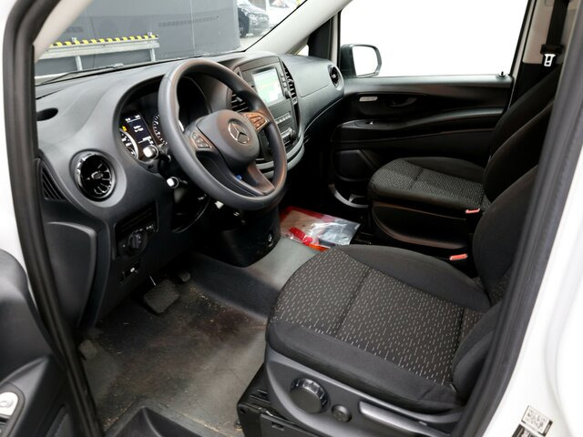 MERCEDES-BENZ Vito 114 TourerPro,Extralang,8Sitzer,Automatik... - Пътнически бус: снимка 2 MERCEDES-BENZ Vito 114 TourerPro,Extralang,8Sitzer,Automatik... - Пътнически бус: снимка 2