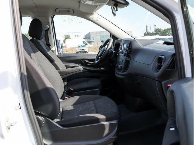 MERCEDES-BENZ Vito 114 TourerPro,Extralang,8Sitzer,Automatik - Микробус, Пътнически бус: снимка 3 MERCEDES-BENZ Vito 114 TourerPro,Extralang,8Sitzer,Automatik - Микробус, Пътнически бус: снимка 3