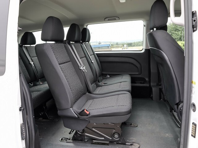 MERCEDES-BENZ Vito 114 TourerPro,Extralang,AMF Rollstuhlrampe - Пътнически бус: снимка 2 MERCEDES-BENZ Vito 114 TourerPro,Extralang,AMF Rollstuhlrampe - Пътнически бус: снимка 2