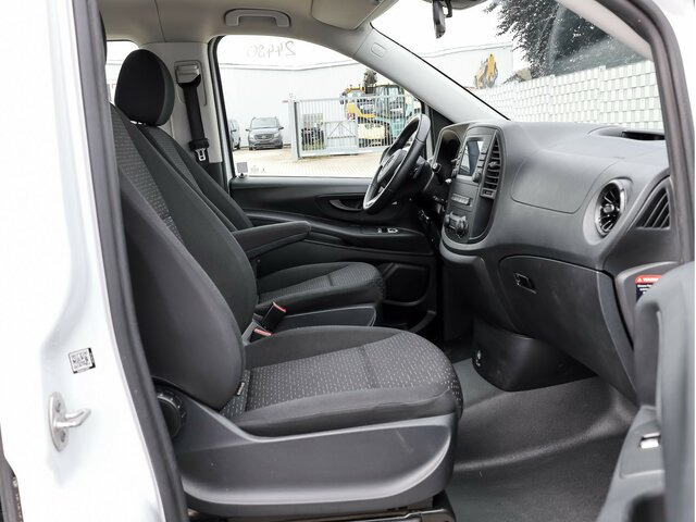MERCEDES-BENZ Vito 114 TourerPro,lang,Automatik,8Sitze,Kamera - Микробус, Пътнически бус: снимка 3 MERCEDES-BENZ Vito 114 TourerPro,lang,Automatik,8Sitze,Kamera - Микробус, Пътнически бус: снимка 3