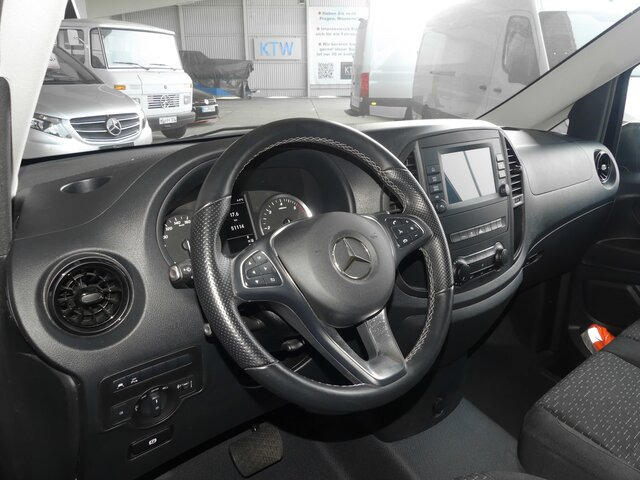 MERCEDES-BENZ Vito 116CDI lang,TourerPro,2Klima,9Sitze,Kamera - Микробус, Пътнически бус: снимка 4 MERCEDES-BENZ Vito 116CDI lang,TourerPro,2Klima,9Sitze,Kamera - Микробус, Пътнически бус: снимка 4