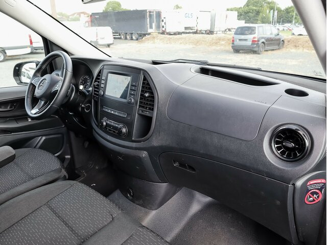 MERCEDES-BENZ Vito 116CDI lang,TourerPro,2Klima,9Sitze,Kamera - Микробус, Пътнически бус: снимка 4 MERCEDES-BENZ Vito 116CDI lang,TourerPro,2Klima,9Sitze,Kamera - Микробус, Пътнически бус: снимка 4