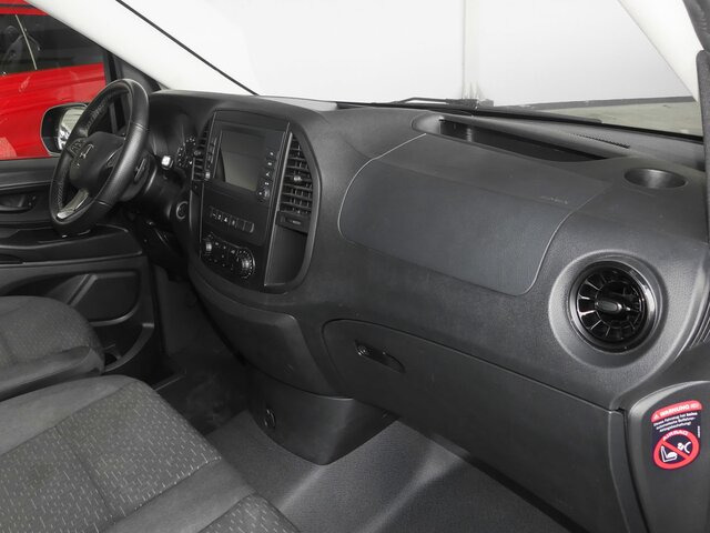 MERCEDES-BENZ Vito 116CDI lang,TourerPro,2xKlima,9Sitze,Kamera - Микробус, Пътнически бус: снимка 2 MERCEDES-BENZ Vito 116CDI lang,TourerPro,2xKlima,9Sitze,Kamera - Микробус, Пътнически бус: снимка 2