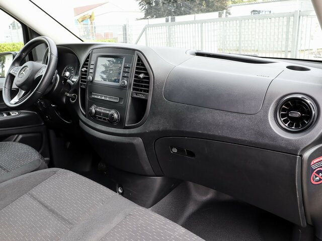 MERCEDES-BENZ Vito 116TourerPro ,Extralang,2xKlima,Kamera,AHK - Микробус, Пътнически бус: снимка 4 MERCEDES-BENZ Vito 116TourerPro ,Extralang,2xKlima,Kamera,AHK - Микробус, Пътнически бус: снимка 4