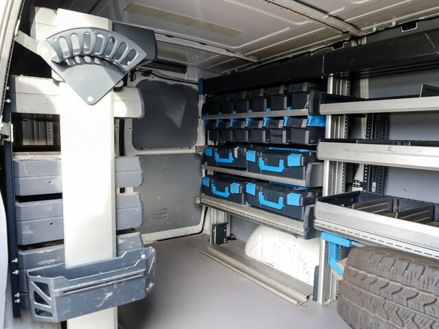 MERCEDES-BENZ Vito114CDI KA lang ,Klima,SortimoRegalsystem... - Малък ван: снимка 3 MERCEDES-BENZ Vito114CDI KA lang ,Klima,SortimoRegalsystem... - Малък ван: снимка 3