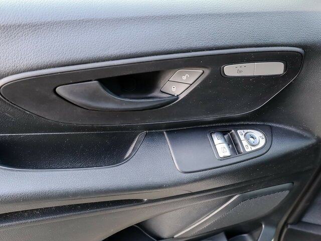 Малък ван MERCEDES-BENZ Vito116CDI KA lang,Automatik,Klima,Tempomat...: снимка 6 Малък ван MERCEDES-BENZ Vito116CDI KA lang,Automatik,Klima,Tempomat...: снимка 6