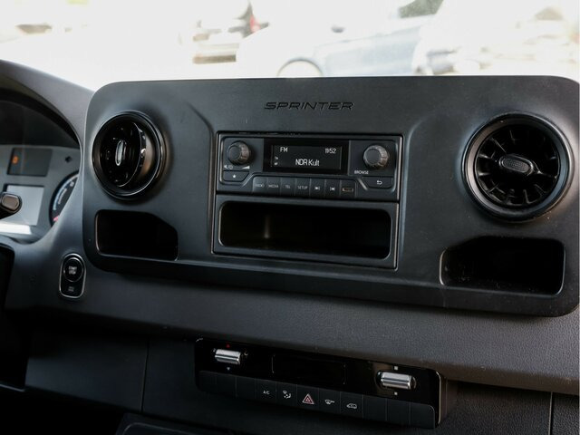 MERCEDES-BENZ eSprinter 312 Kasten FWD,3.924mm Radstand - Товарен бус, Електрически бус: снимка 5 MERCEDES-BENZ eSprinter 312 Kasten FWD,3.924mm Radstand - Товарен бус, Електрически бус: снимка 5