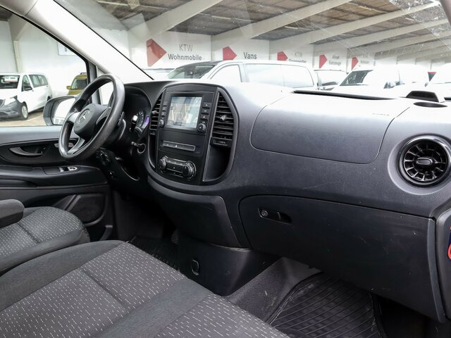 MERCEDES-BENZ eVito 111 KA,lang,Klima,Navi,Kamera,Sitzheizung... - Малък ван, Електрически бус: снимка 4 MERCEDES-BENZ eVito 111 KA,lang,Klima,Navi,Kamera,Sitzheizung... - Малък ван, Електрически бус: снимка 4