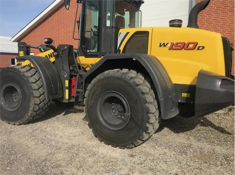 New Holland W190D - Колесен товарач: снимка 1 New Holland W190D - Колесен товарач: снимка 1