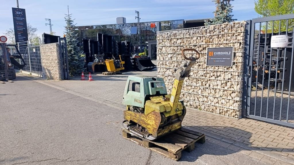 Ammann AVH 6030 Bj 2007, mit defektem Motor, Ersatzteile - Виброплоча: снимка 3 Ammann AVH 6030 Bj 2007, mit defektem Motor, Ersatzteile - Виброплоча: снимка 3