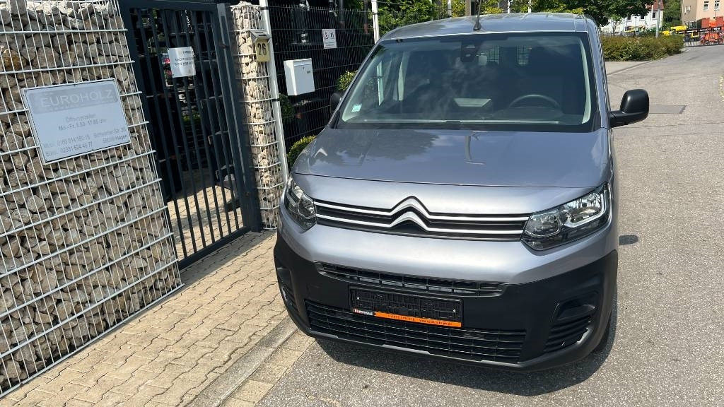 Citroën Berlingo 1.5 Blue HDI, Kasten, 8 Reifen, Klima - Лекотоварен автомобил фургон: снимка 3 Citroën Berlingo 1.5 Blue HDI, Kasten, 8 Reifen, Klima - Лекотоварен автомобил фургон: снимка 3