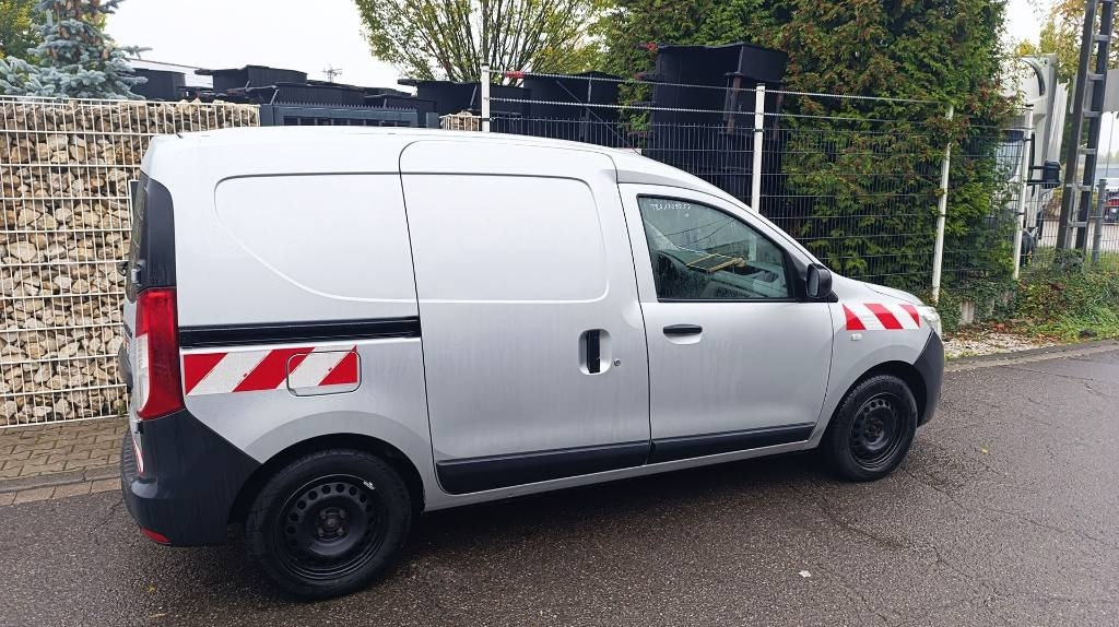 Dacia Dokker Transporter, Kastenwagen mit Schubladen - Малък ван: снимка 5 Dacia Dokker Transporter, Kastenwagen mit Schubladen - Малък ван: снимка 5