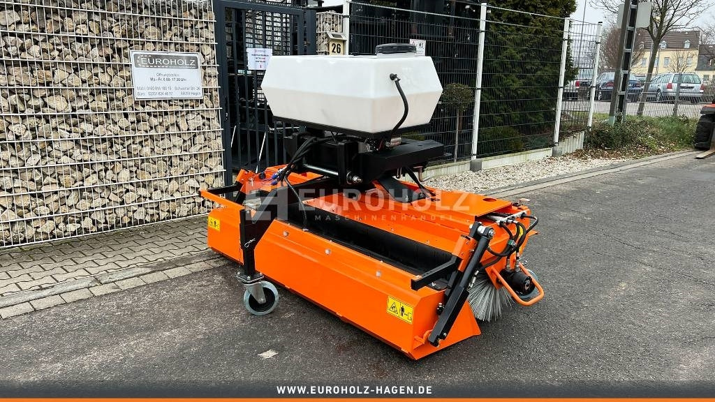 Kehrmaschine ZM2000 Stapleraufnahme - Четка за Комунална/ Специална техника: снимка 1 Kehrmaschine ZM2000 Stapleraufnahme - Четка за Комунална/ Специална техника: снимка 1