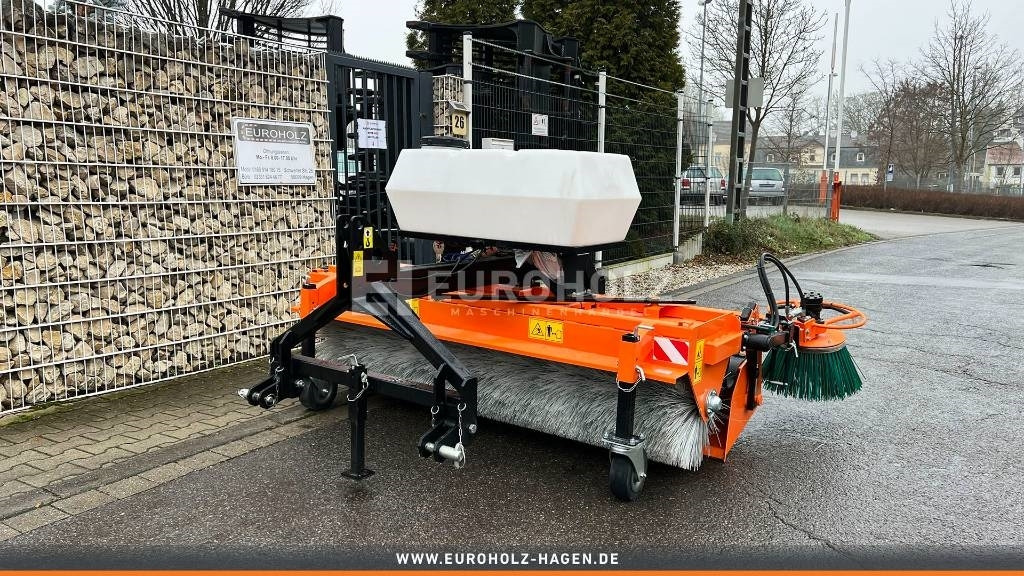 Kehrmaschine ZM2000 mit Seitenbesen - Четка за Комунална/ Специална техника: снимка 1 Kehrmaschine ZM2000 mit Seitenbesen - Четка за Комунална/ Специална техника: снимка 1
