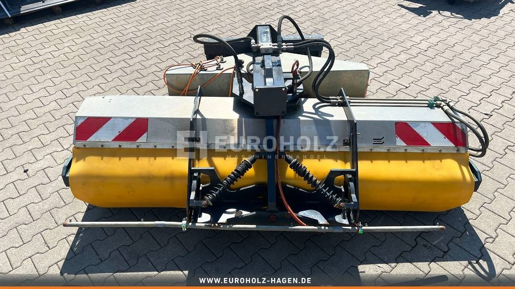Kehrmaschine passend Kramer 420 950 2300 mm gebr - Четка: снимка 1 Kehrmaschine passend Kramer 420 950 2300 mm gebr - Четка: снимка 1