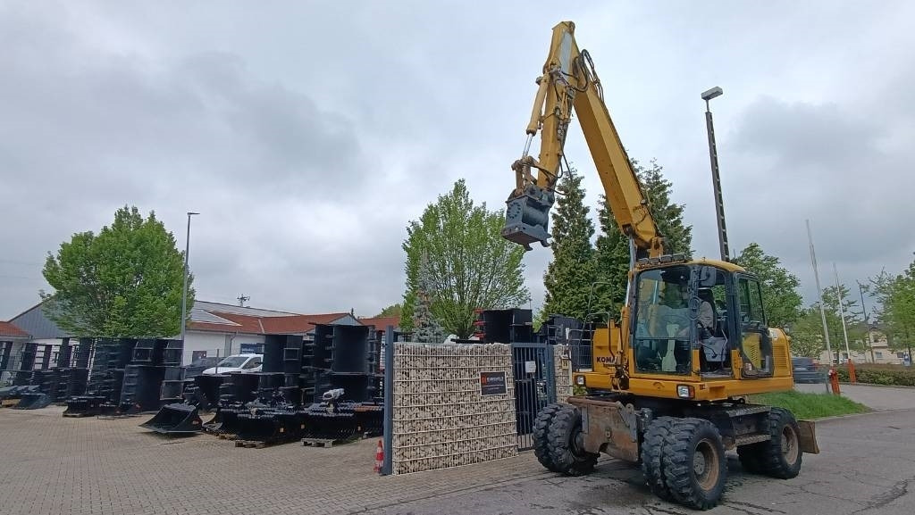 Komatsu PW 140 Mobilbagger Powertilt Schnellwechsler MS 10 - Колесен багер: снимка 3 Komatsu PW 140 Mobilbagger Powertilt Schnellwechsler MS 10 - Колесен багер: снимка 3