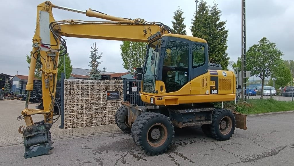 Komatsu PW 140 Mobilbagger Powertilt Schnellwechsler MS 10 - Колесен багер: снимка 2 Komatsu PW 140 Mobilbagger Powertilt Schnellwechsler MS 10 - Колесен багер: снимка 2