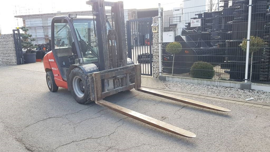 Manitou MSI 30 - Дизелов мотокар: снимка 5 Manitou MSI 30 - Дизелов мотокар: снимка 5