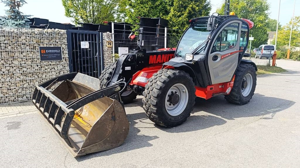 Телескопичен товарач Manitou Teleskoplader 737, Allrad, 7 m und 3.7 t, Klima,: снимка 12 Телескопичен товарач Manitou Teleskoplader 737, Allrad, 7 m und 3.7 t, Klima,: снимка 12