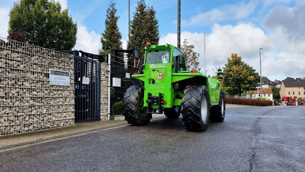 Merlo Radlader P34.7 Turbo 4x4, Allrad, Hubhöhe 7 m - Колесен товарач: снимка 1 Merlo Radlader P34.7 Turbo 4x4, Allrad, Hubhöhe 7 m - Колесен товарач: снимка 1
