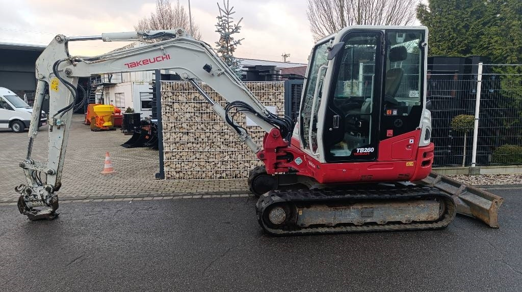 Takeuchi TB 260 Powertilt und Schnellwechsler MS 03, Radio - Мини багер: снимка 1 Takeuchi TB 260 Powertilt und Schnellwechsler MS 03, Radio - Мини багер: снимка 1