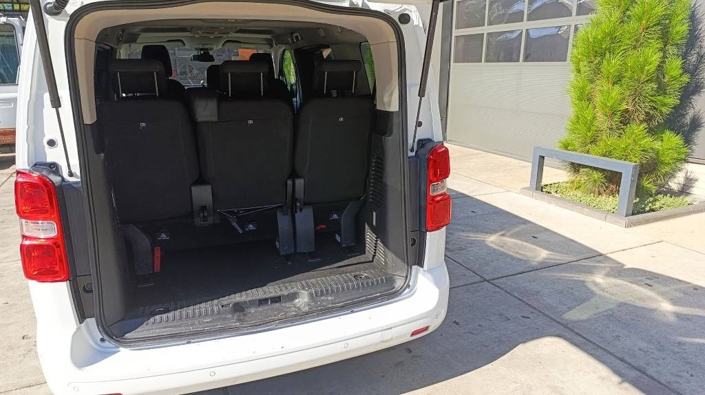 Товарен бус Toyota Proace 2.0 Van, Kleinbus, 7-Sitzer, Turboschaden: снимка 21