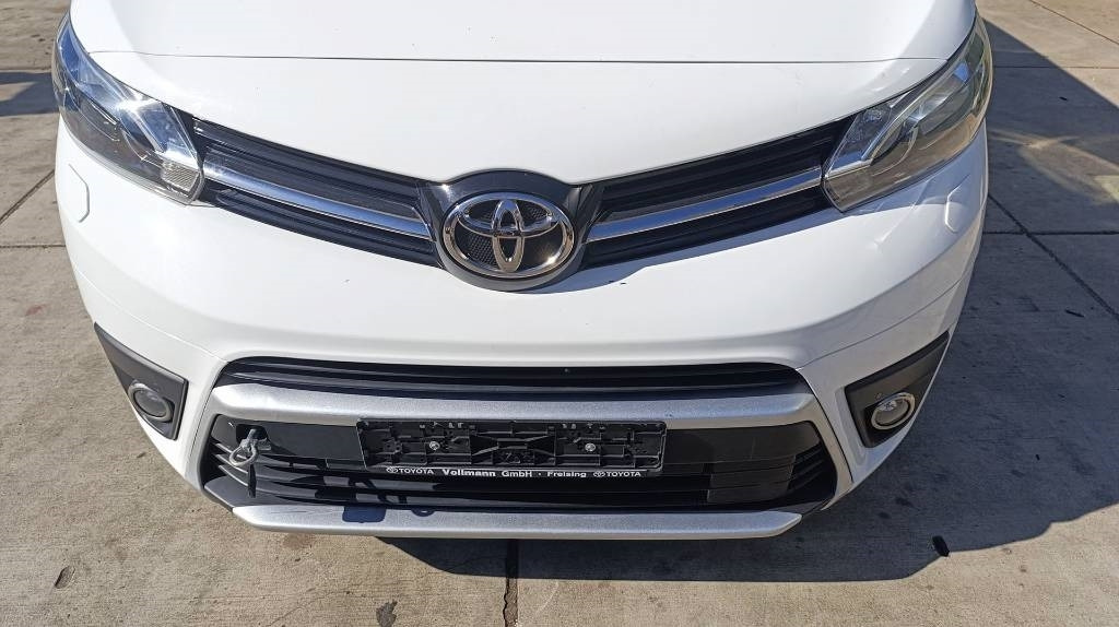 Товарен бус Toyota Proace 2.0 Van, Kleinbus, 7-Sitzer, Turboschaden: снимка 19