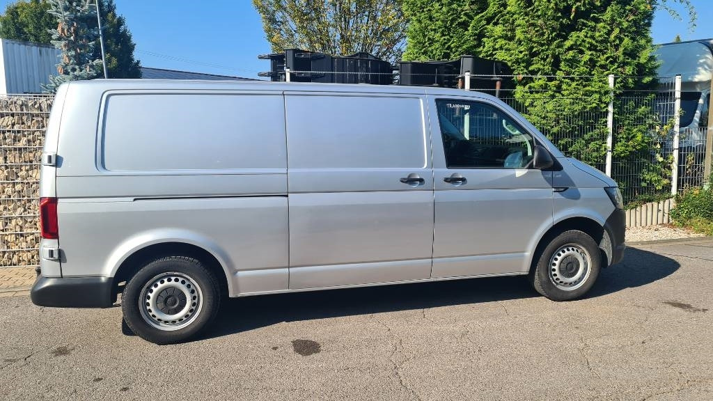 Volkswagen T5 2.0 TDI, Kasten, Werkstattschränke, Klima, AHK - Лекотоварен автомобил фургон: снимка 3 Volkswagen T5 2.0 TDI, Kasten, Werkstattschränke, Klima, AHK - Лекотоварен автомобил фургон: снимка 3