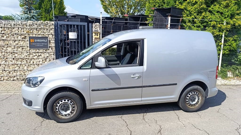 Volkswagen VW Caddy, Transporter, Werkstattschränke, Webasto - Лекотоварен автомобил фургон: снимка 3 Volkswagen VW Caddy, Transporter, Werkstattschränke, Webasto - Лекотоварен автомобил фургон: снимка 3