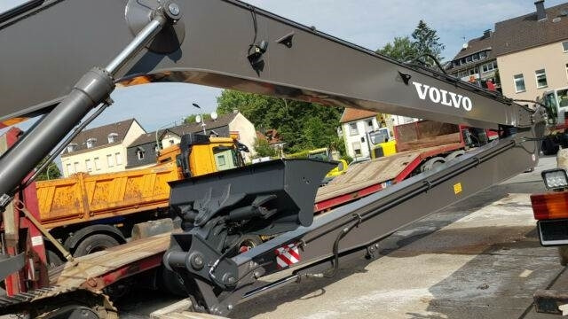 Volvo Ec 250 DNL mit Neu Long REach Arm 16 m - Верижен багер: снимка 4 Volvo Ec 250 DNL mit Neu Long REach Arm 16 m - Верижен багер: снимка 4