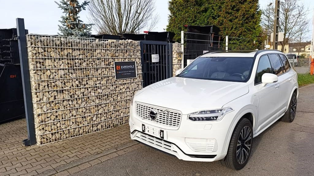 Volvo XC 90 T8 Plug-in-Hybrid, 7 Sitze, Allrad Panorama - Лек автомобил: снимка 2 Volvo XC 90 T8 Plug-in-Hybrid, 7 Sitze, Allrad Panorama - Лек автомобил: снимка 2