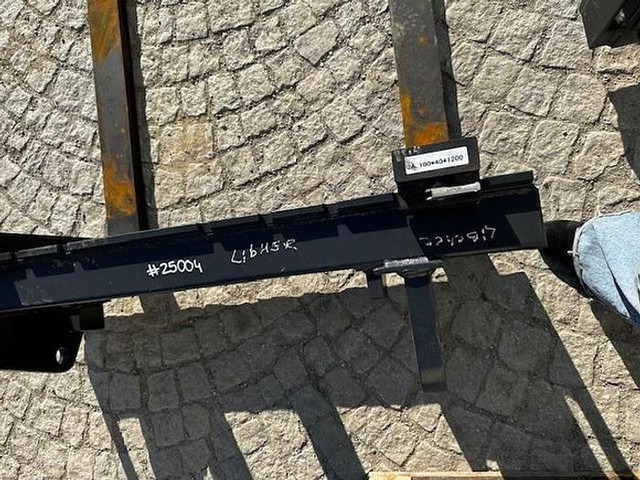 Big Palettengabel 120cm mit Liebherr 506 Aufnahme - Вилици за Подемно-транспортна техника: снимка 3 Big Palettengabel 120cm mit Liebherr 506 Aufnahme - Вилици за Подемно-транспортна техника: снимка 3