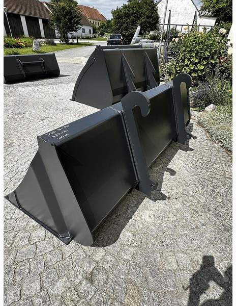 Big Schwergutschaufel 240 cm mit JCB Q-Fit Aufnahme - Кофа: снимка 3 Big Schwergutschaufel 240 cm mit JCB Q-Fit Aufnahme - Кофа: снимка 3
