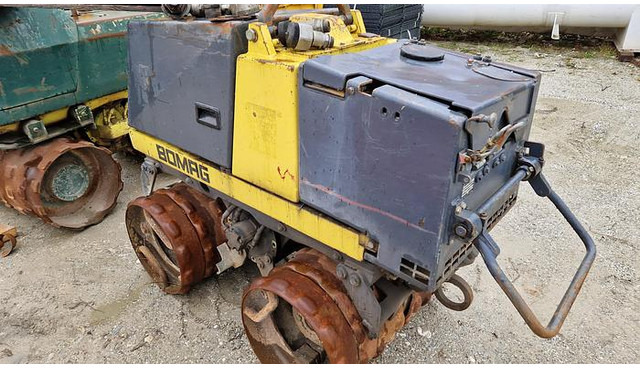 Bomag BMP851 Grabenwalze - Валяк: снимка 2 Bomag BMP851 Grabenwalze - Валяк: снимка 2