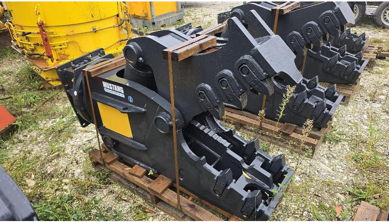 Mustang RH12 Abbruchpulverisierer - Хидравлична ножица: снимка 1 Mustang RH12 Abbruchpulverisierer - Хидравлична ножица: снимка 1