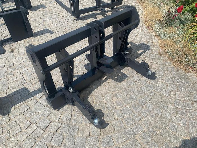 Big Adapter auf Dreipunkt KAT 3, Dieci, Agri Farmer - Прикачен инвентар: снимка 3 Big Adapter auf Dreipunkt KAT 3, Dieci, Agri Farmer - Прикачен инвентар: снимка 3