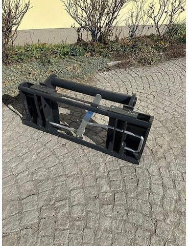 Big Manitou Adapter mit Euro Aufnahme - Прикачен инвентар: снимка 2 Big Manitou Adapter mit Euro Aufnahme - Прикачен инвентар: снимка 2