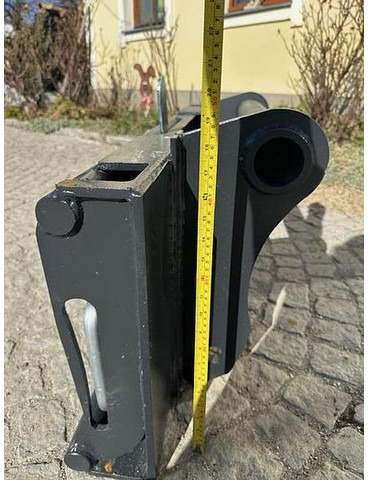 Big Manitou Adapter mit Euro Aufnahme - Прикачен инвентар: снимка 5 Big Manitou Adapter mit Euro Aufnahme - Прикачен инвентар: снимка 5