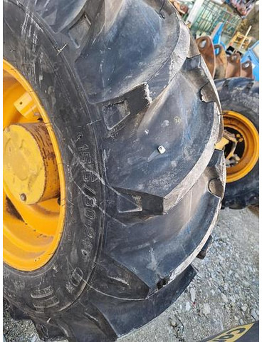 JCB Reifen Starmaxx 15.5/80-24 NEU - Резервни части: снимка 2 JCB Reifen Starmaxx 15.5/80-24 NEU - Резервни части: снимка 2