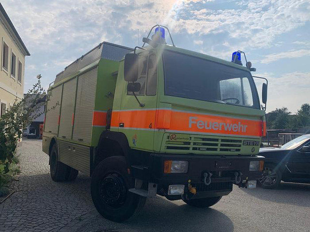 Steyr 15S31 4x4 Feuerwehrfahrzeug - Пожарна кола: снимка 4 Steyr 15S31 4x4 Feuerwehrfahrzeug - Пожарна кола: снимка 4