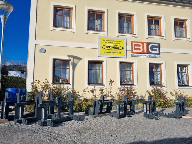 Sonarol JCB, Merlo, Euro Adapter auf Dreipunkt Aufnahme KATII HERBST AKTION!! - Строителна техника: снимка 1 Sonarol JCB, Merlo, Euro Adapter auf Dreipunkt Aufnahme KATII HERBST AKTION!! - Строителна техника: снимка 1