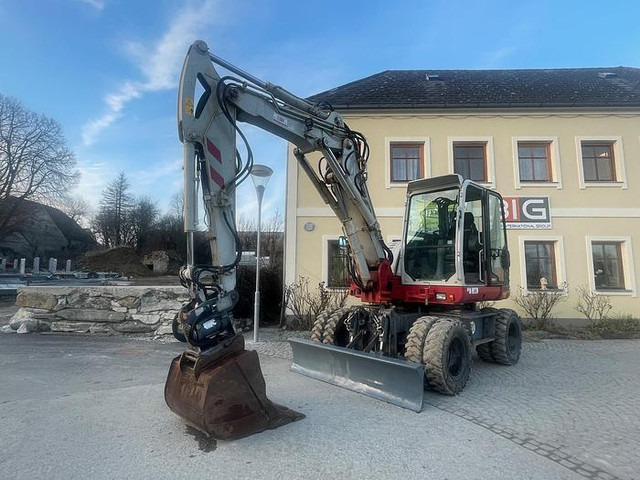 Takeuchi TB295W Mobilbagger - Багер: снимка 2 Takeuchi TB295W Mobilbagger - Багер: снимка 2