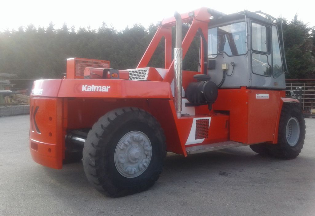 Kalmar DCE330-12 - Дизелов мотокар: снимка 4 Kalmar DCE330-12 - Дизелов мотокар: снимка 4