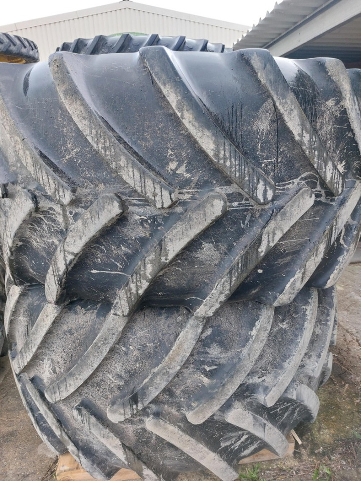 Гуми и джанти Continental 900/60R38 750/55R30 John Deere 8335R 8430 8530: снимка 7 Гуми и джанти Continental 900/60R38 750/55R30 John Deere 8335R 8430 8530: снимка 7