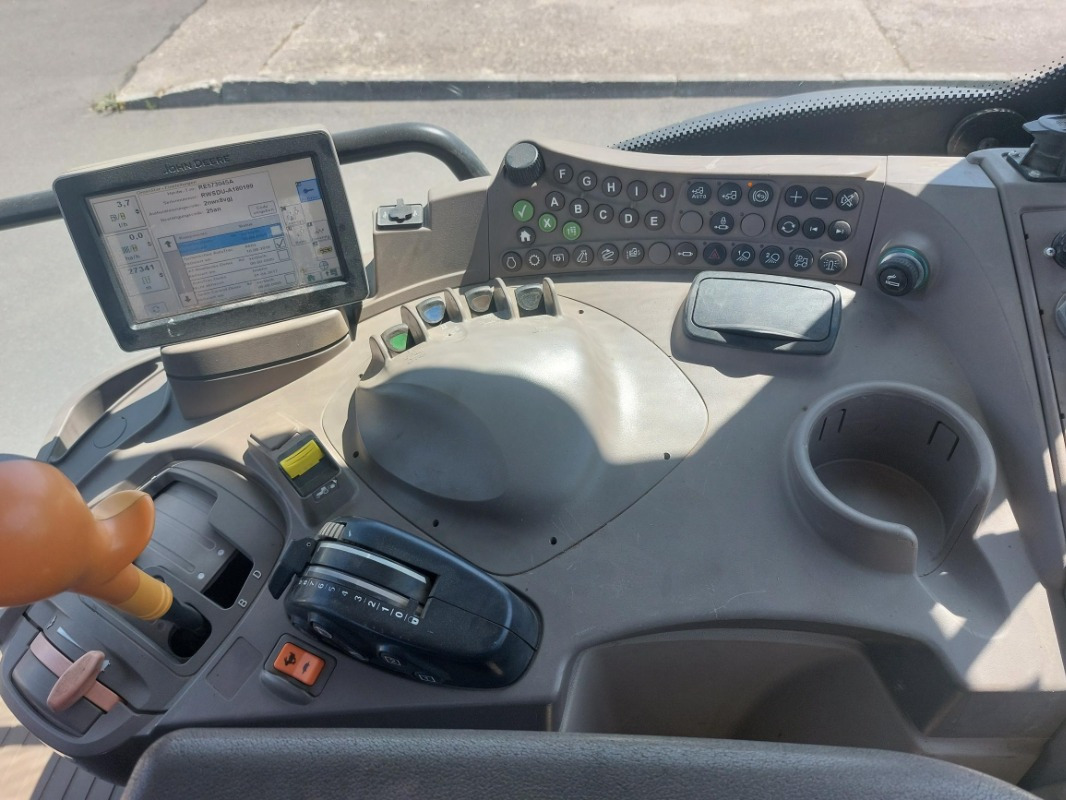 John Deere 6140R Power Quad - Трактор: снимка 4 John Deere 6140R Power Quad - Трактор: снимка 4