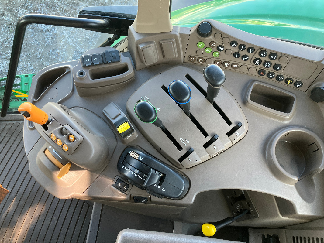 John Deere 6155M - Трактор: снимка 5 John Deere 6155M - Трактор: снимка 5