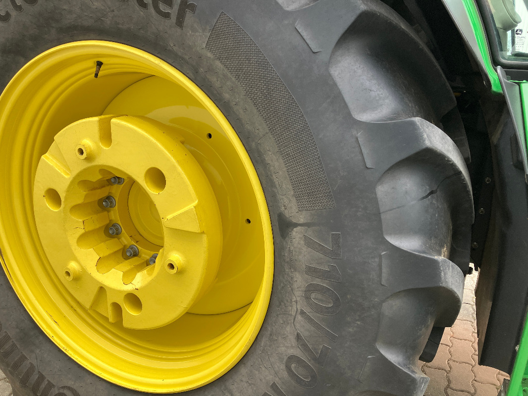 John Deere 6195R - Трактор: снимка 2 John Deere 6195R - Трактор: снимка 2